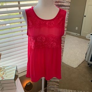 Beautiful, lightweight pink woman’s top size S